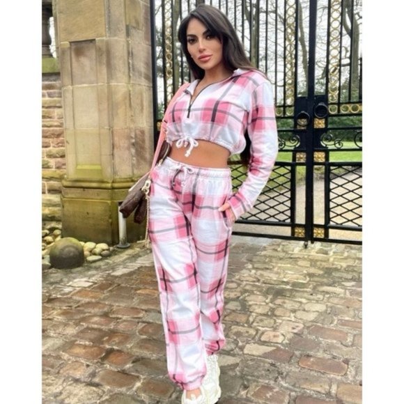 Pink Plaid Long Sleeve Hooded Crop Top and Joggers Jogger Pants Two Piece Set - Picture 5 of 7